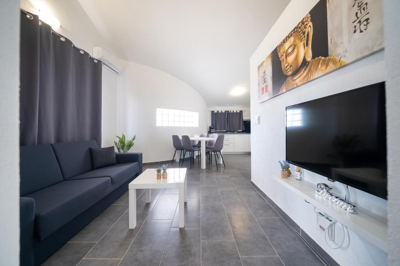Holiday Apartments Amarilis Pakostane Luaran gambar