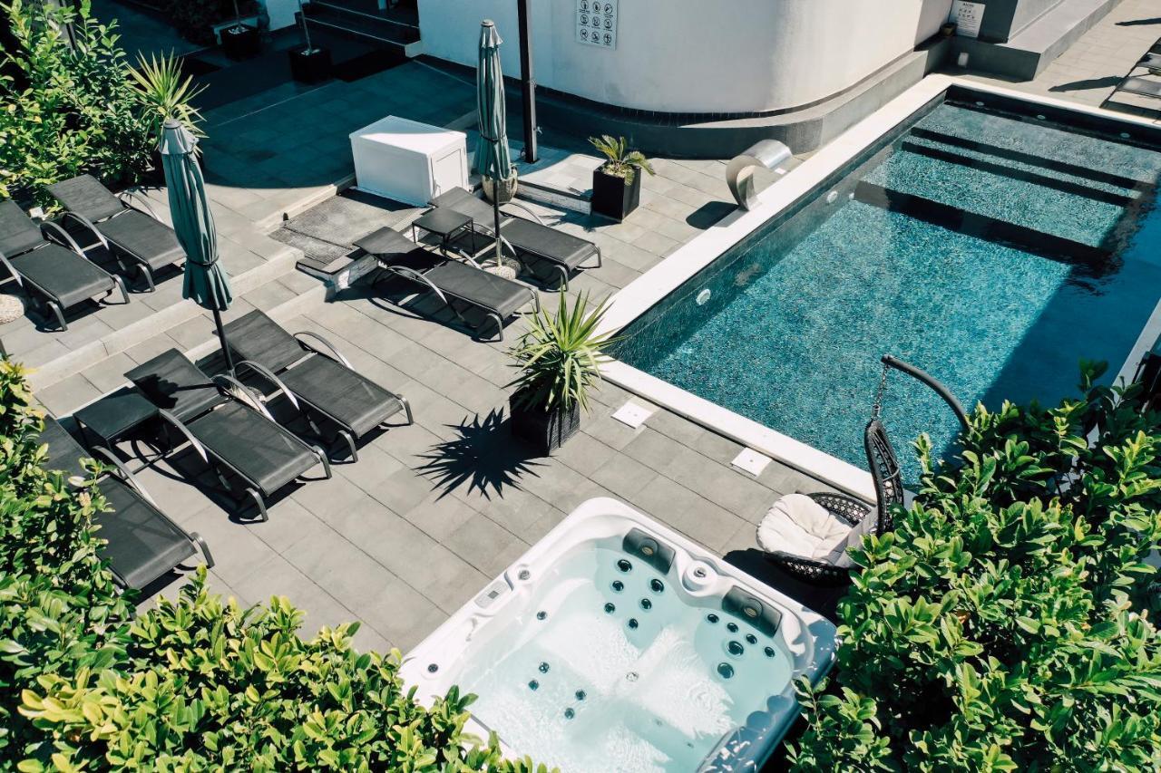 Holiday Apartments Amarilis Pakostane Luaran gambar